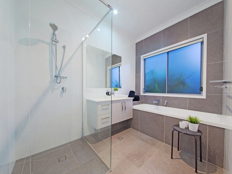 69 Foxwood Circuit, Wakerley QLD 4154