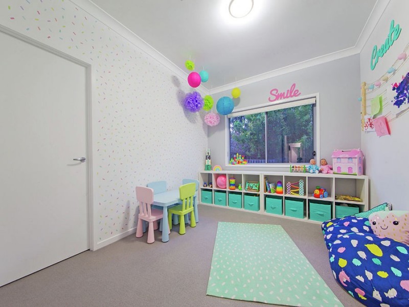 69 Foxwood Circuit, Wakerley QLD 4154