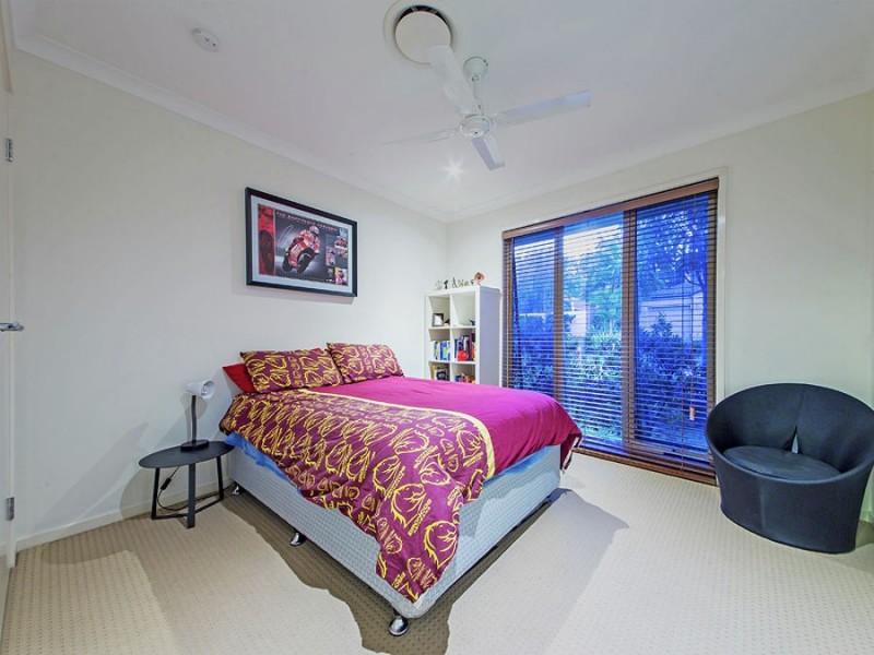 12 Blue Gum Place, Wakerley QLD 4154