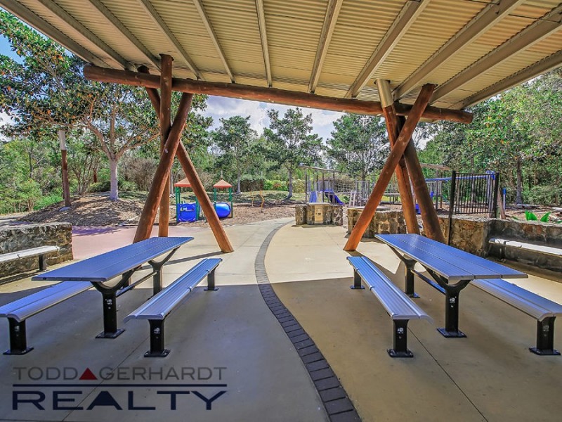 12 Blue Gum Place, Wakerley QLD 4154