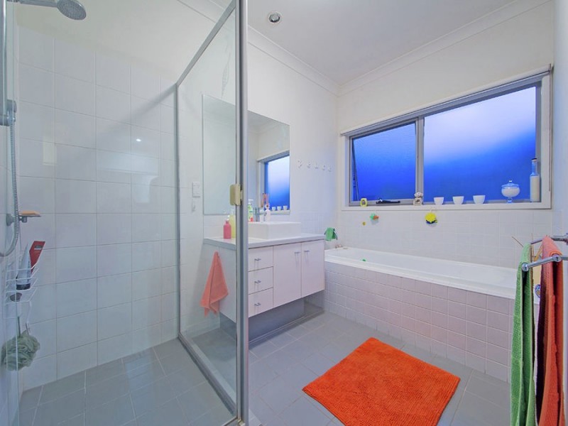 35 Watervale Parade, Wakerley QLD 4154