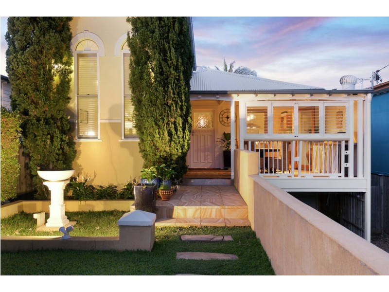 103a Waterview Ave, Wynnum QLD 4178