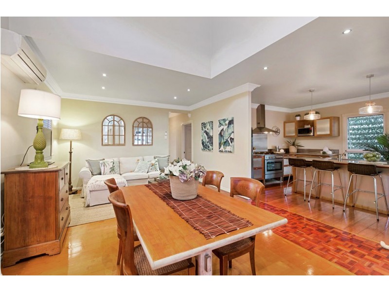 103a Waterview Ave, Wynnum QLD 4178