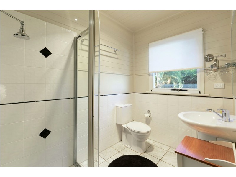 103a Waterview Ave, Wynnum QLD 4178