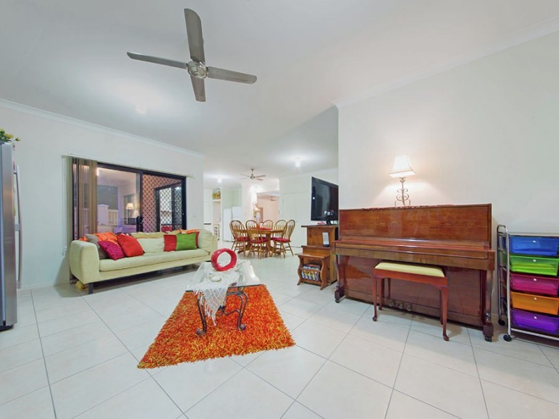 79 Moss Road, Wakerley QLD 4154