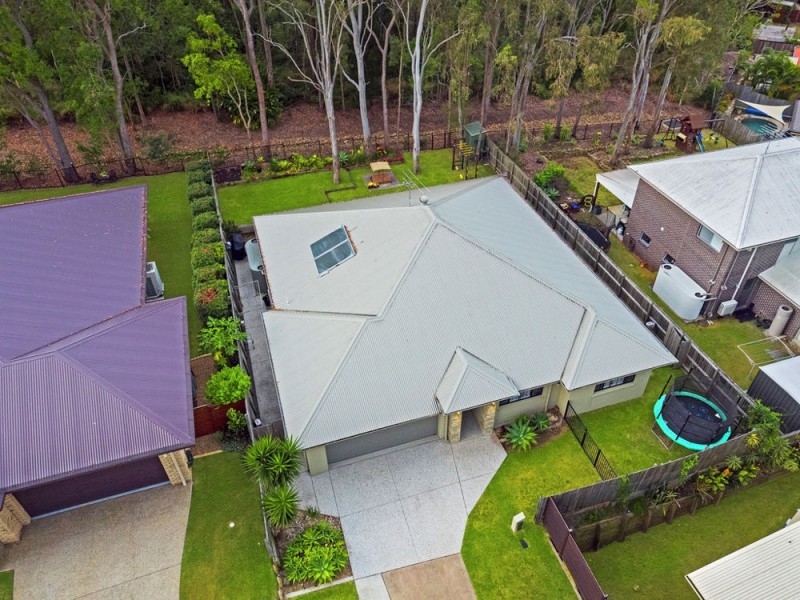27 Bridgewater Pl, Lota QLD 4179