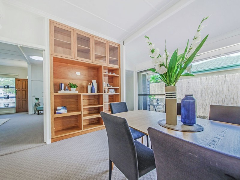 36 Madgwick Street, Wynnum QLD 4178