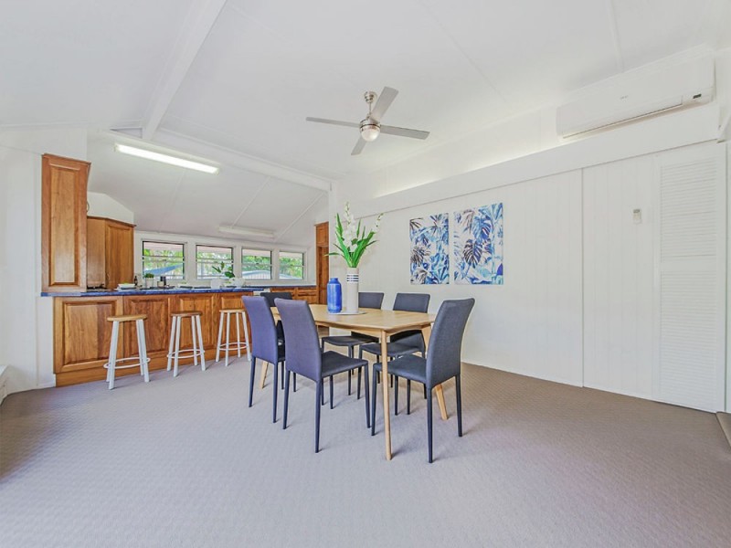 36 Madgwick Street, Wynnum QLD 4178