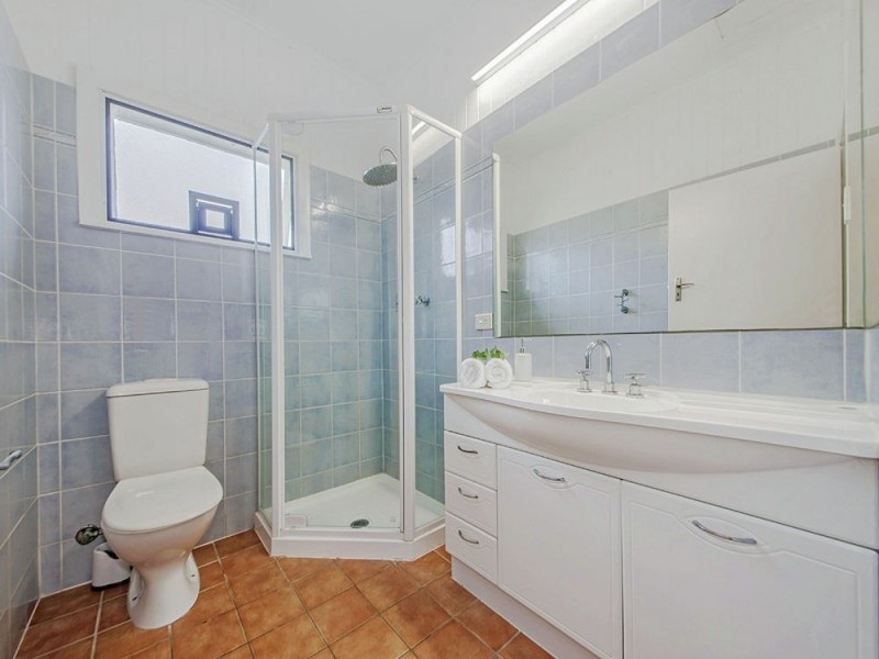 36 Madgwick Street, Wynnum QLD 4178