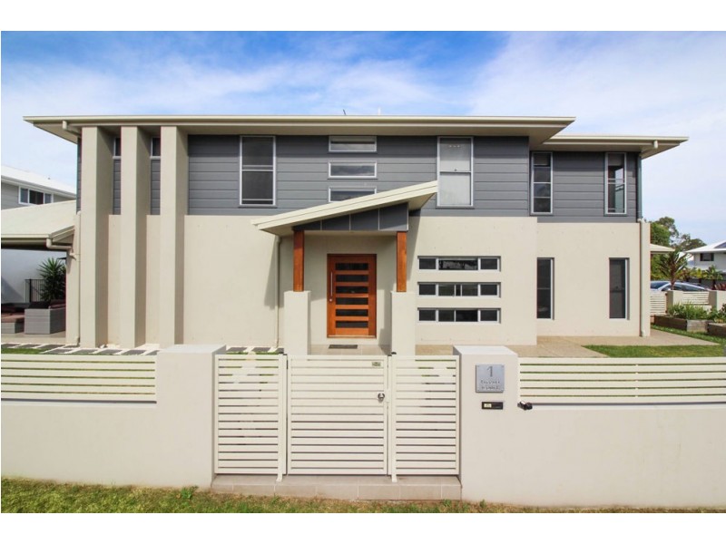 1 Freesia Court, Gumdale QLD 4154