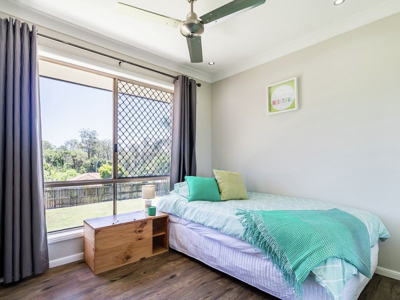 175 Castile Crescent, Edens Landing QLD 4207