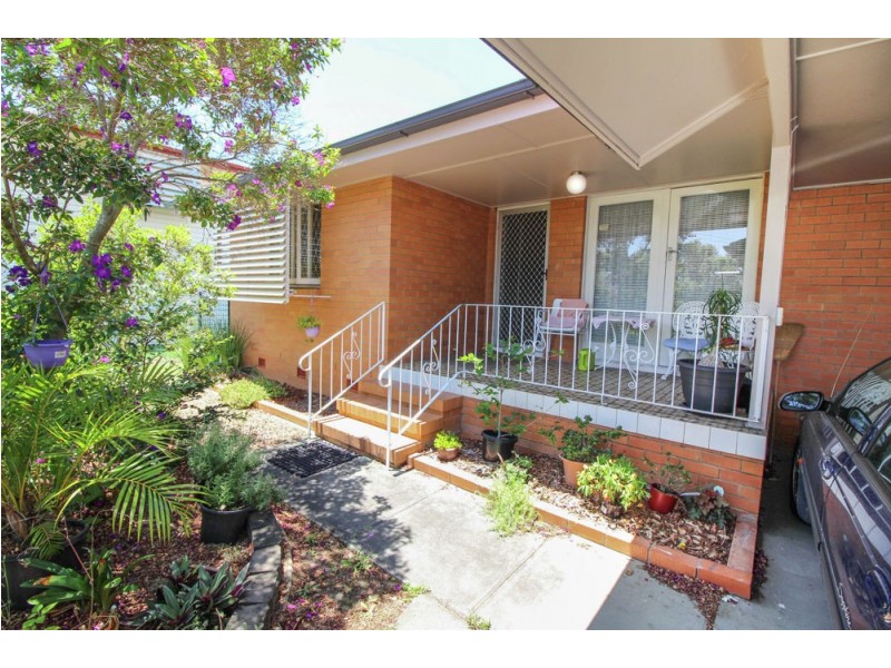 166 Randall Rd, Wynnum West QLD 4178