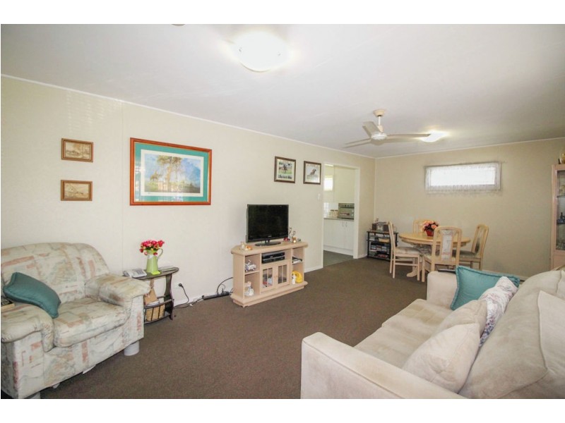 166 Randall Rd, Wynnum West QLD 4178