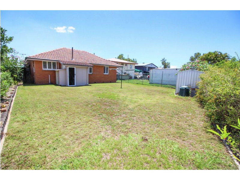 166 Randall Rd, Wynnum West QLD 4178