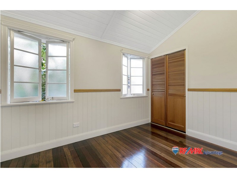 36 Tangorin St, Wynnum QLD 4178