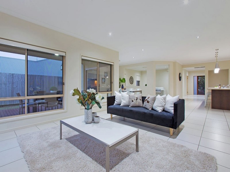 32 Figtree Place, Wakerley QLD 4154