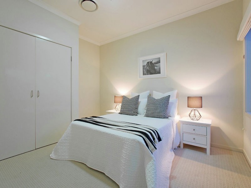 32 Figtree Place, Wakerley QLD 4154