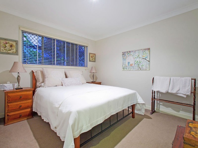 11 Chipping Close, Wakerley QLD 4154