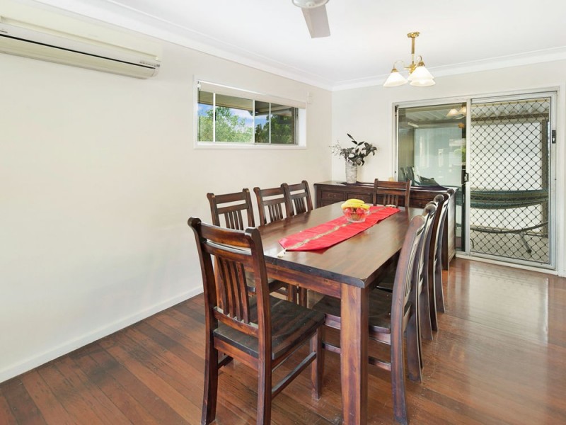 12 Gralunga Street, Mansfield QLD 4122