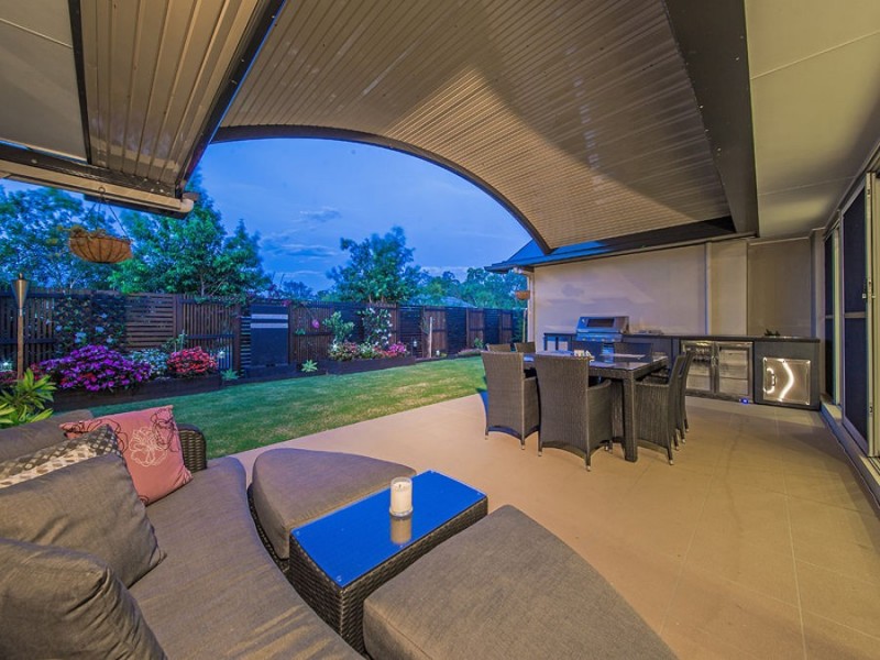 77 Brook Street, Wakerley QLD 4154