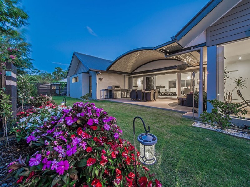 77 Brook Street, Wakerley QLD 4154