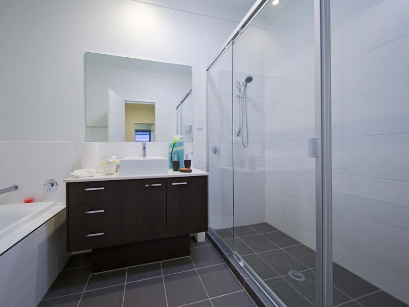 77 Brook Street, Wakerley QLD 4154