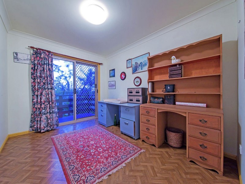 12 Trevally Crescent, Manly West QLD 4179