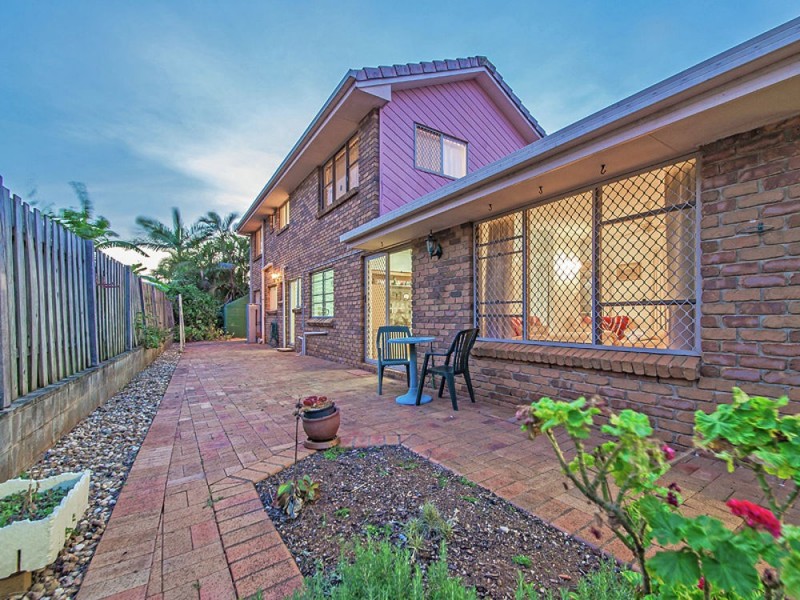 12 Trevally Crescent, Manly West QLD 4179