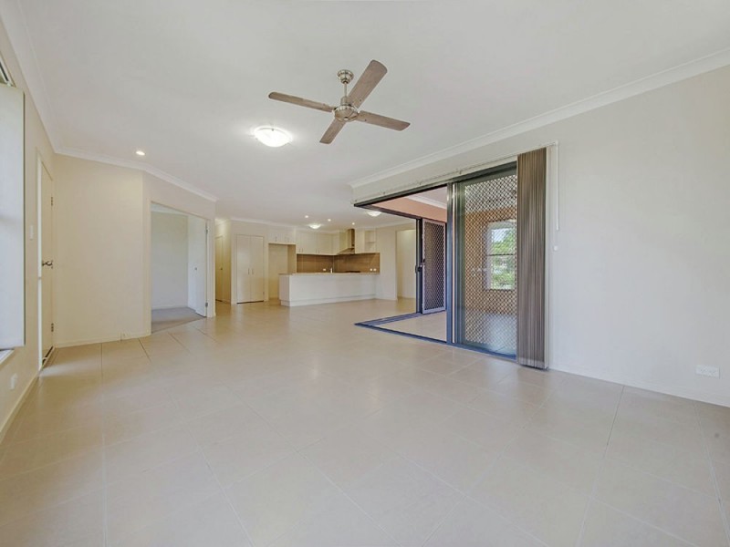 4 Begonia Court, Wynnum West QLD 4178