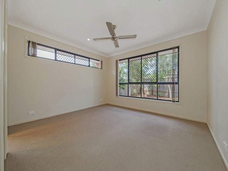 4 Begonia Court, Wynnum West QLD 4178