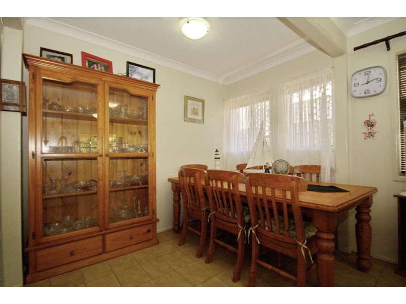 94 Walnut Street, Wynnum QLD 4178