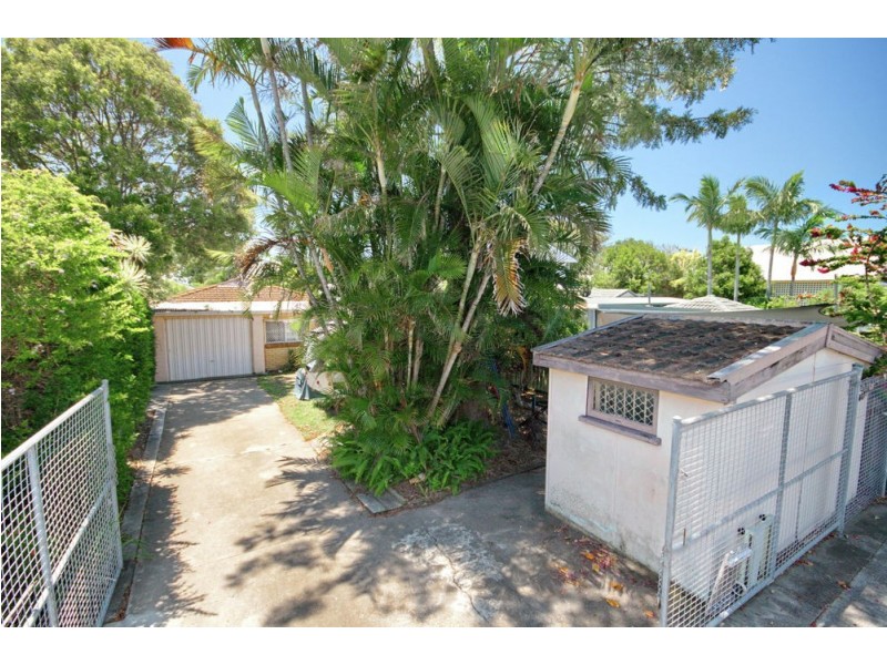 94 Walnut Street, Wynnum QLD 4178