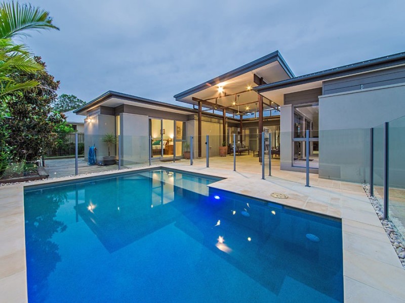 1 Franklin Street, Wakerley QLD 4154