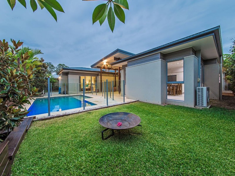 1 Franklin Street, Wakerley QLD 4154