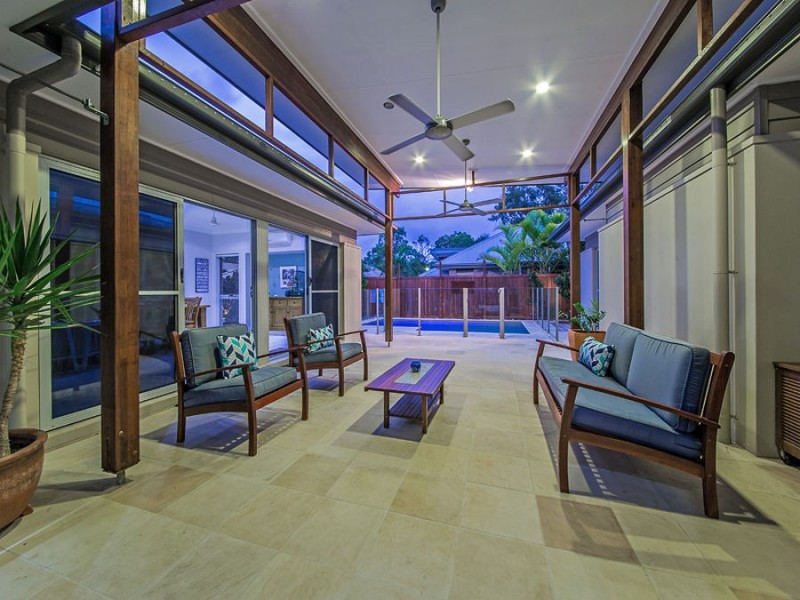 1 Franklin Street, Wakerley QLD 4154