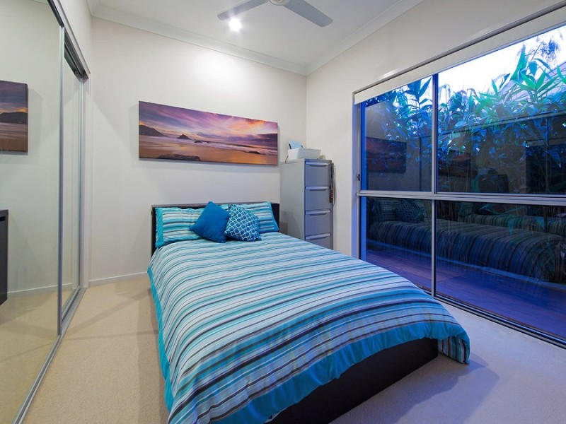 1 Franklin Street, Wakerley QLD 4154