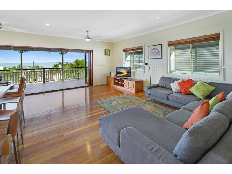 14 Melville Tce, Wynnum QLD 4178