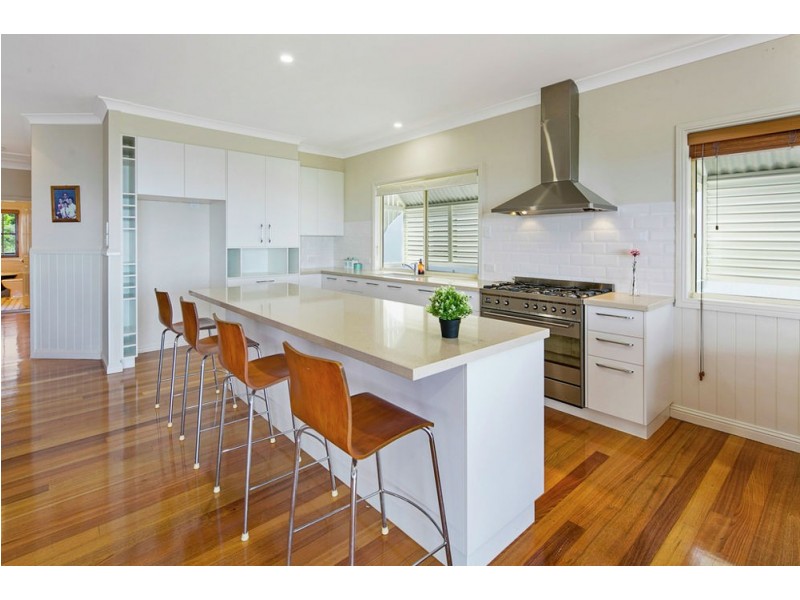 14 Melville Tce, Wynnum QLD 4178