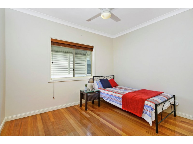 14 Melville Tce, Wynnum QLD 4178