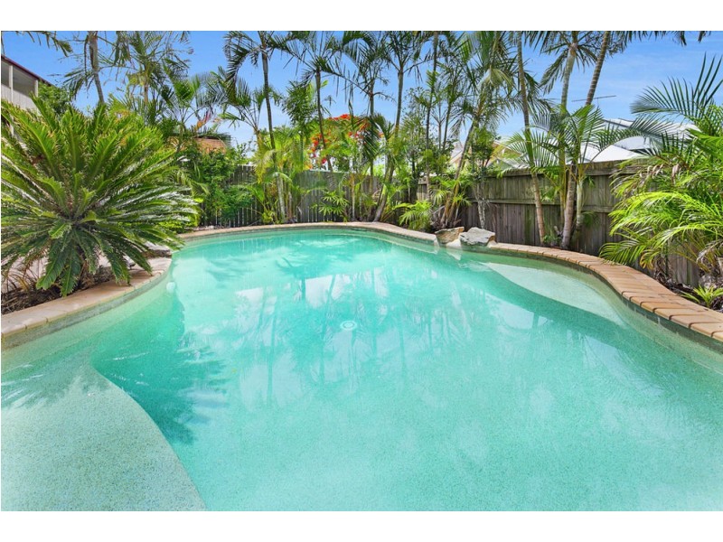 14 Melville Tce, Wynnum QLD 4178