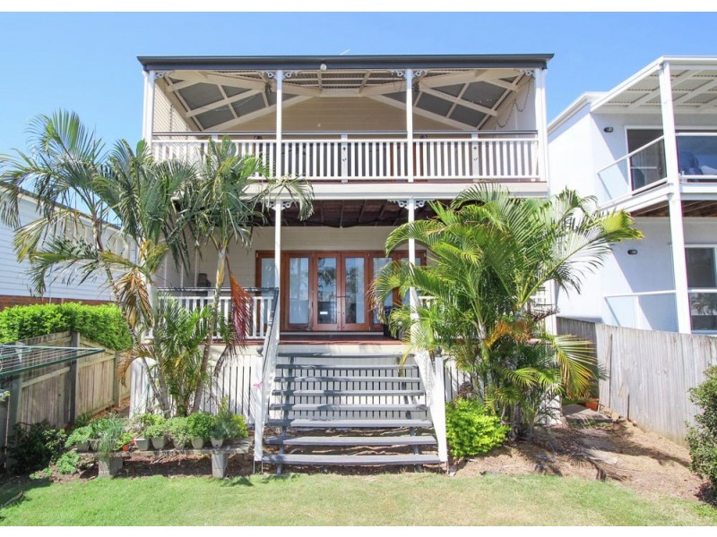 14 Melville Tce, Wynnum QLD 4178