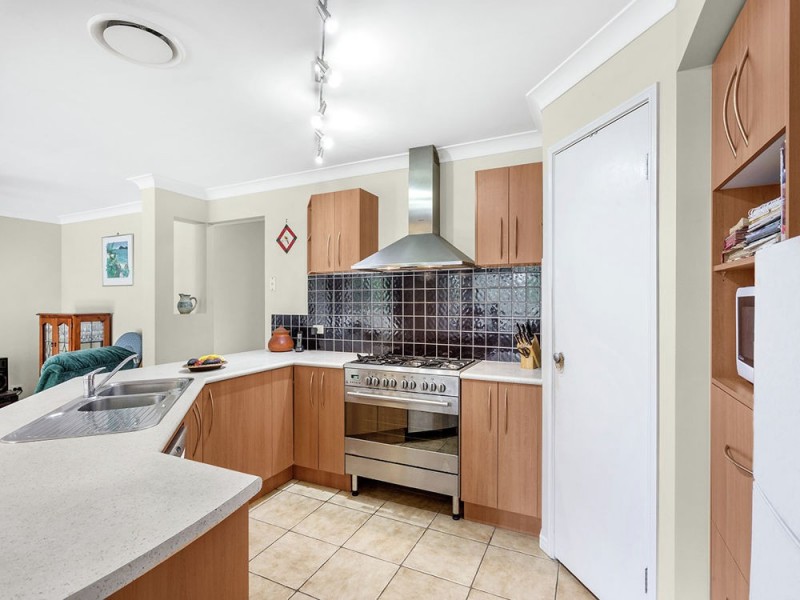 53 Senden Crescent, Manly West QLD 4179
