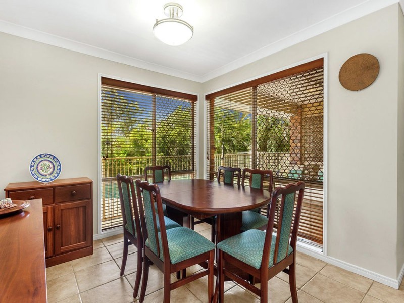 53 Senden Crescent, Manly West QLD 4179