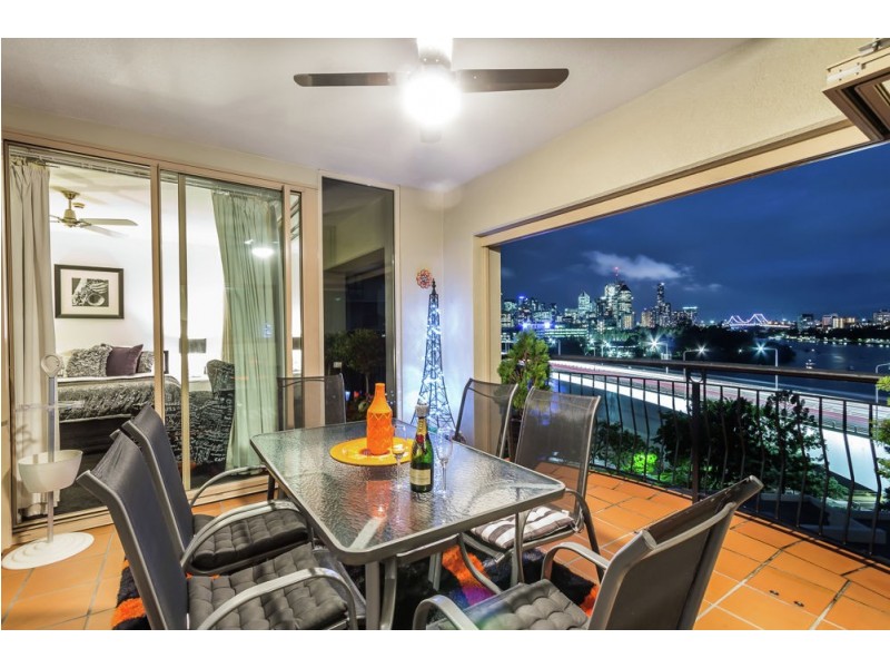 50 Lower River Terrace, South Bank QLD 4101