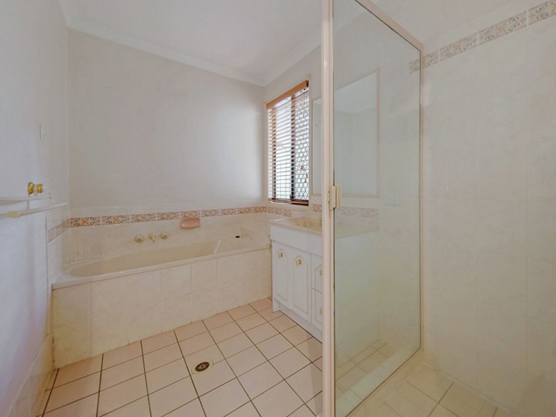 28 Currigee Circuit, Tingalpa QLD 4173