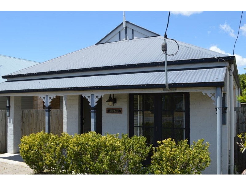 114 Worthing Street, Wynnum QLD 4178