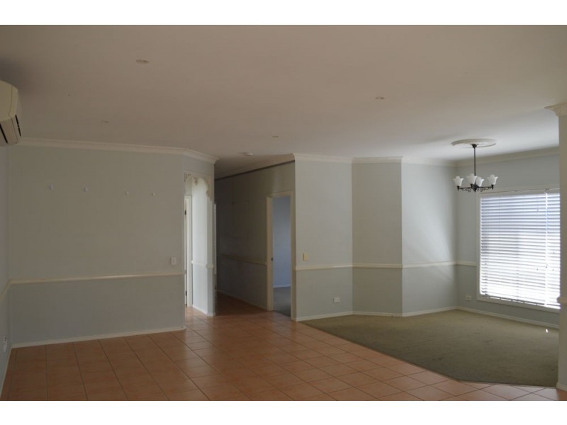 114 Worthing Street, Wynnum QLD 4178