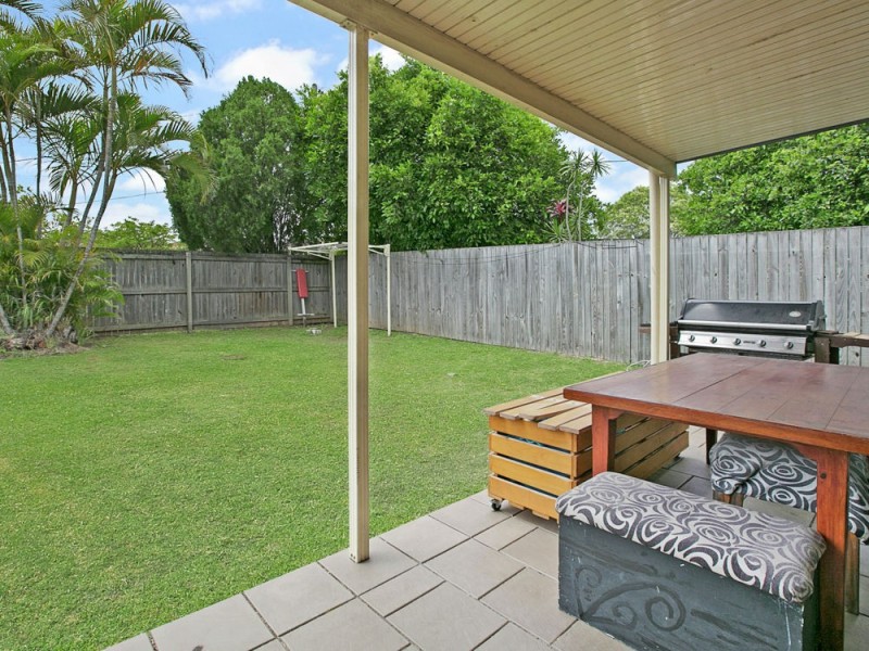 114 Worthing Street, Wynnum QLD 4178