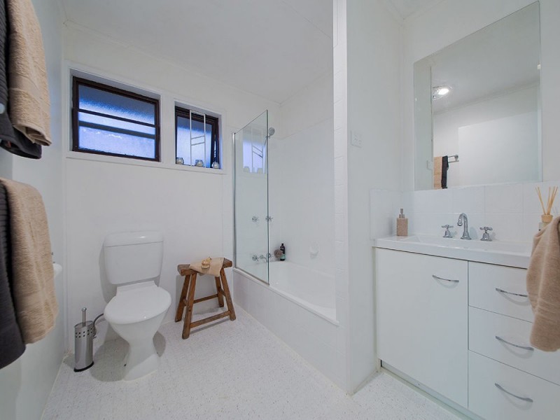 36 Tarwhine Street, Manly West QLD 4179