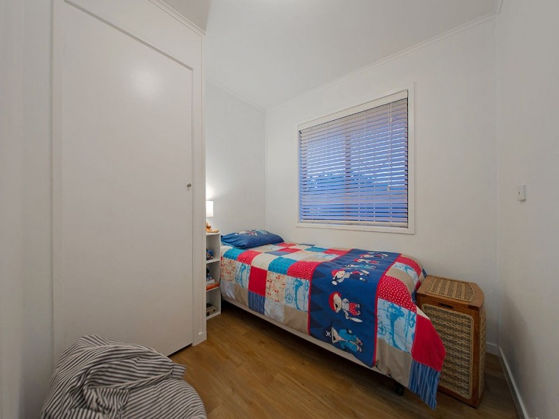 36 Tarwhine Street, Manly West QLD 4179